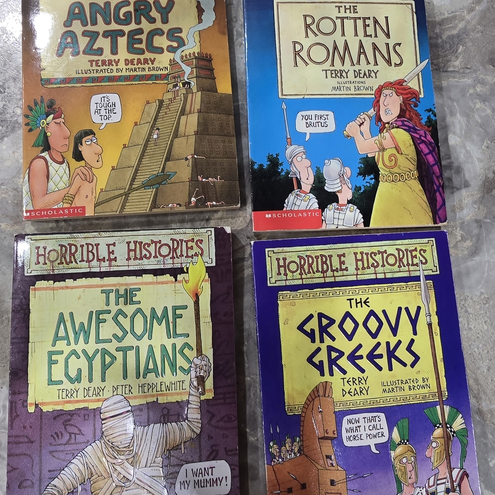 Horrible Histories Book Set